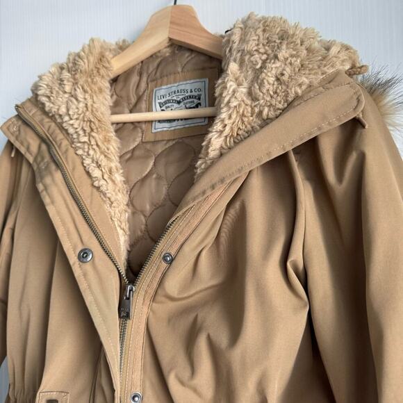 Levi’s Artic Cloth faux fur lined hooded parka winter jacket size small tan - Picture 3 of 12